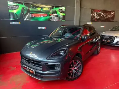 Usado Porsche Macan S 381 CV (280 kW) 2022 Gris / plata SUV