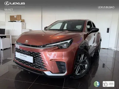 Usado Lexus LBX 136 CV (100 kW) 2026 Rosa SUV