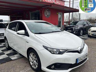 Toyota Auris Hybrid