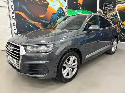 Usado Audi Q7 S-Line 231 CV (169 kW) 2019 Gris / plata SUV