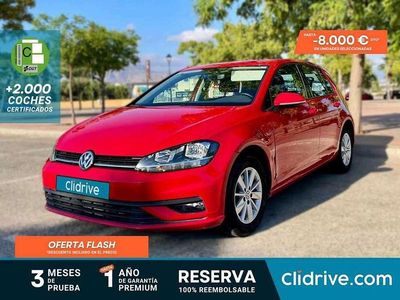 Usado VW Golf VII 116 CV (85 kW) 2019 Rojo Utilitario