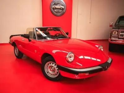 Usado Alfa Romeo Spider 128 CV (94 kW) 1987 Rojo Descapotable