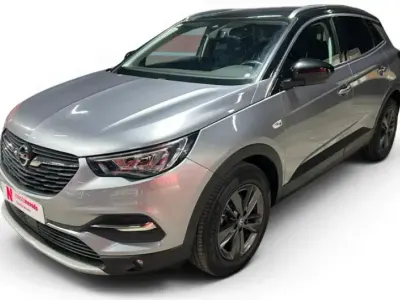 Usado Opel Grandland X 131 CV (96 kW) 2020 Gris SUV