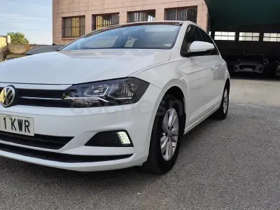 Usado VW Polo Advance 95 CV (69 kW) 2019 Blanco Utilitario