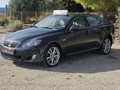 Lexus IS220d