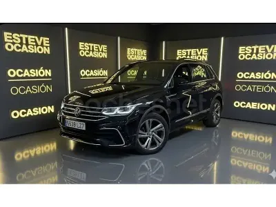 Usado VW Tiguan R-line 150 CV (110 kW) 2022 Negro SUV