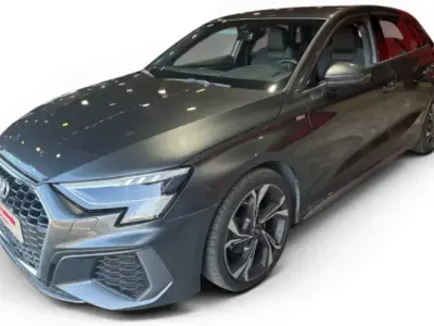 Usado Audi A3 Sportback e-tron S-Line 150 CV (110 kW) 2024 Gris Utilitario