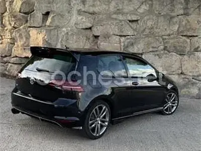 Usado VW Golf VII Sportline 110 CV (80 kW) 2015 Negro Berlina