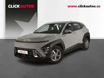 Usado Hyundai Kona 141 HP (103 kW) 2025 Cinzento SUV