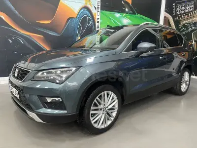 Usado Seat Ateca 4Drive 150 CV (110 kW) 2017 Gris / plata SUV