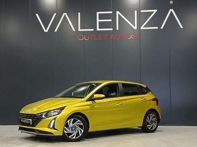 Amarillo Usado 2024 Hyundai i20 Berlina | 16.900 € (Precio justo)