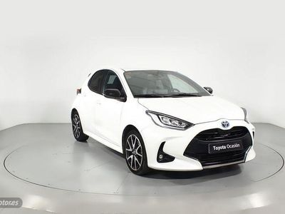 Blanco Usado 2021 Toyota Yaris Hybrid Style | 20.900 € (Precio justo)