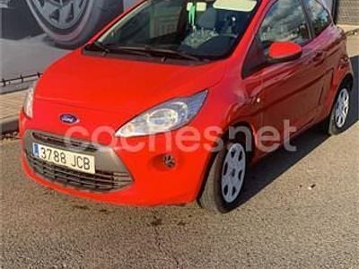 Usado Ford Ka 69 CV (50 kW) 2015 Rojo Berlina