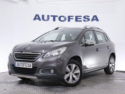 Usado Peugeot 2008 Allure 82 CV (60 kW) 2015 Gris SUV