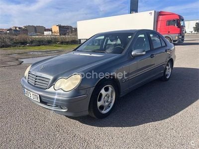 Azul Usado 2004 Mercedes C220 Classic Berlina | 4200 € (Buen precio)