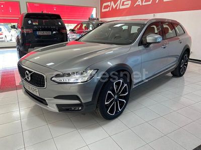 Gris / plata Usado 2018 Volvo V90 CC Familiar | 21.999 € (Un poco caro)