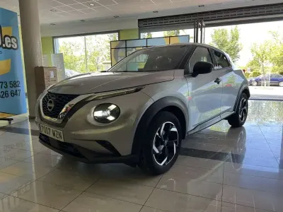 Usado Nissan Juke Acenta 114 CV (83 kW) 2025 Gris SUV