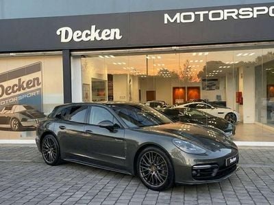 Usado Porsche Panamera Platinum Edition 462 CV (339 kW) 2024 Verde Utilitario