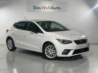 Usado Seat Ibiza FR 115 CV (84 kW) 2025 Blanco Utilitario