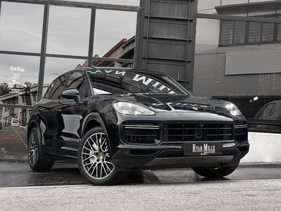 Usado Porsche Cayenne Turbo 550 CV (404 kW) 2018 Negro SUV