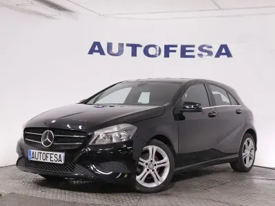 Usado Mercedes A200 Style 156 CV (114 kW) 2013 Negra Utilitario