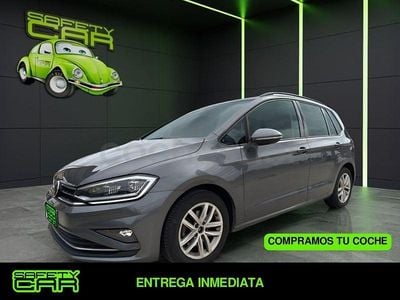 Usado VW Golf Sportsvan Advance 115 CV (84 kW) 2019 Gris / plata Monovolumen
