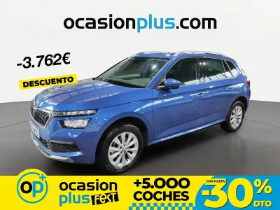 Usado Skoda Kamiq Ambition 110 CV (80 kW) 2022 Azul SUV