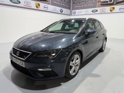 Usado Seat Leon FR 150 CV (110 kW) 2020 Gris / plata Familiar