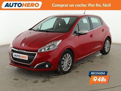 Begagnad Peugeot 208 Allure 110 HK (80 kW) 2016 Röd Halvkombi