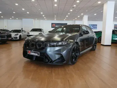 Usado BMW M5 727 CV (534 kW) 2025 Verde Berlina