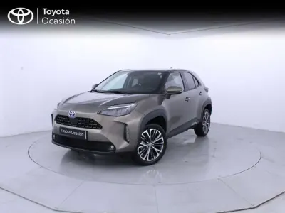 Używany Toyota Yaris Cross Style 116 KM (85 kW) 2024 Brązowy SUV