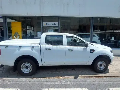 Usado Ford Ranger Limited 170 CV (125 kW) 2021 Blanco Pickup/Camioneta