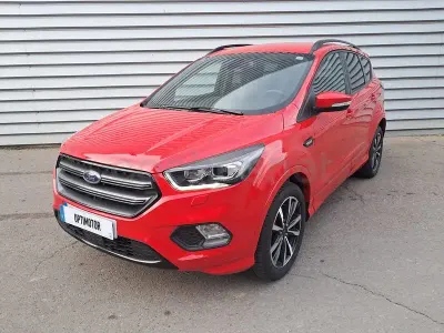 Usado Ford Kuga ST-Line 120 CV (88 kW) 2019 Rojo SUV