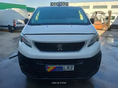 Usado Peugeot Expert Premium 122 CV (89 kW) 2021 Blanco Van