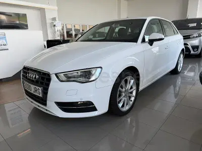 Usado Audi A3 110 CV (80 kW) 2016 Blanco Berlina