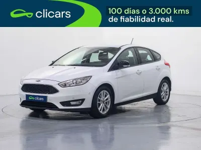 Usado Ford Focus Trend+ 125 CV (91 kW) 2018 Blanco Utilitario