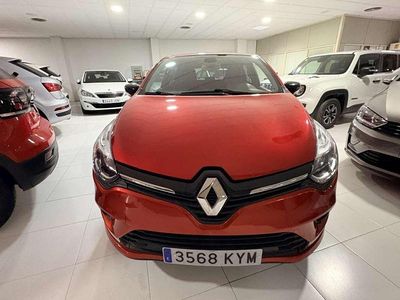 Begagnad Renault Clio IV LIMITED 75 HK (55 kW) 2019 Röd Halvkombi