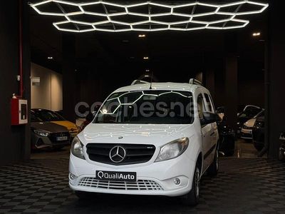 Usado Mercedes Citan 109 90 CV (66 kW) 2017 Gris / plata Familiar