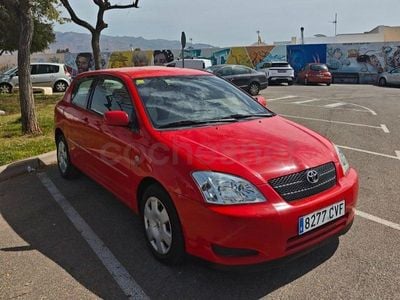 Usado Toyota Corolla Sol 116 CV (85 kW) 2004 Rojo Berlina