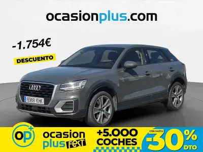 Usado Audi Q2 Design 116 HP (85 kW) 2018 Cinzento SUV