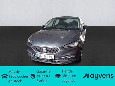 Usado Seat Leon Style 110 CV (80 kW) 2021 Gris Utilitario