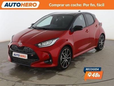 Usado Toyota Yaris Hybrid Sport 131 CV (96 kW) 2024 Rojo Berlina