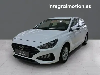Käytetty Hyundai i30 119 HP (87 kW) 2022 Valkoinen