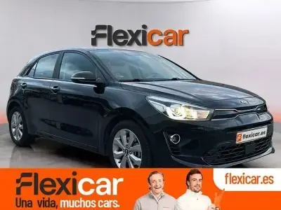 Usado Kia Rio 100 CV (73 kW) 2021 Negro