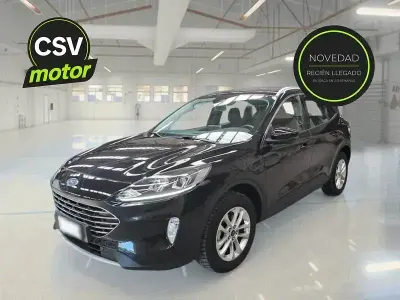 Usado Ford Kuga Titanium 226 CV (166 kW) 2022 Negro SUV