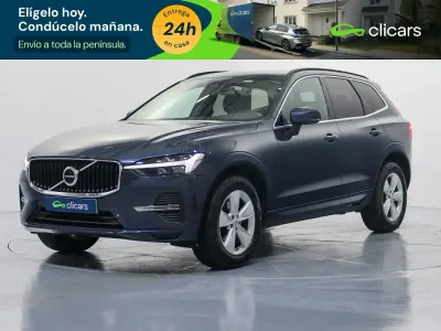Käytetty Volvo XC60 Momentum 197 HP (144 kW) 2021 Sininen Katumaasturi