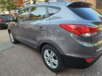 Usado Hyundai ix35 115 CV (84 kW) 2012 Gris / plata SUV