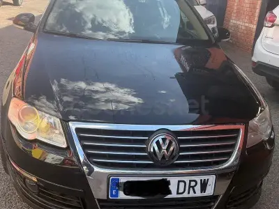 Usado VW Passat Highline 140 CV (102 kW) 2006 Negro Berlina