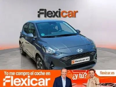Usado Hyundai i10 63 CV (46 kW) 2025 Gris Utilitario