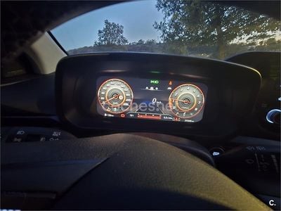 Usado Hyundai i20 100 CV (73 kW) 2021 Gris / plata Utilitario